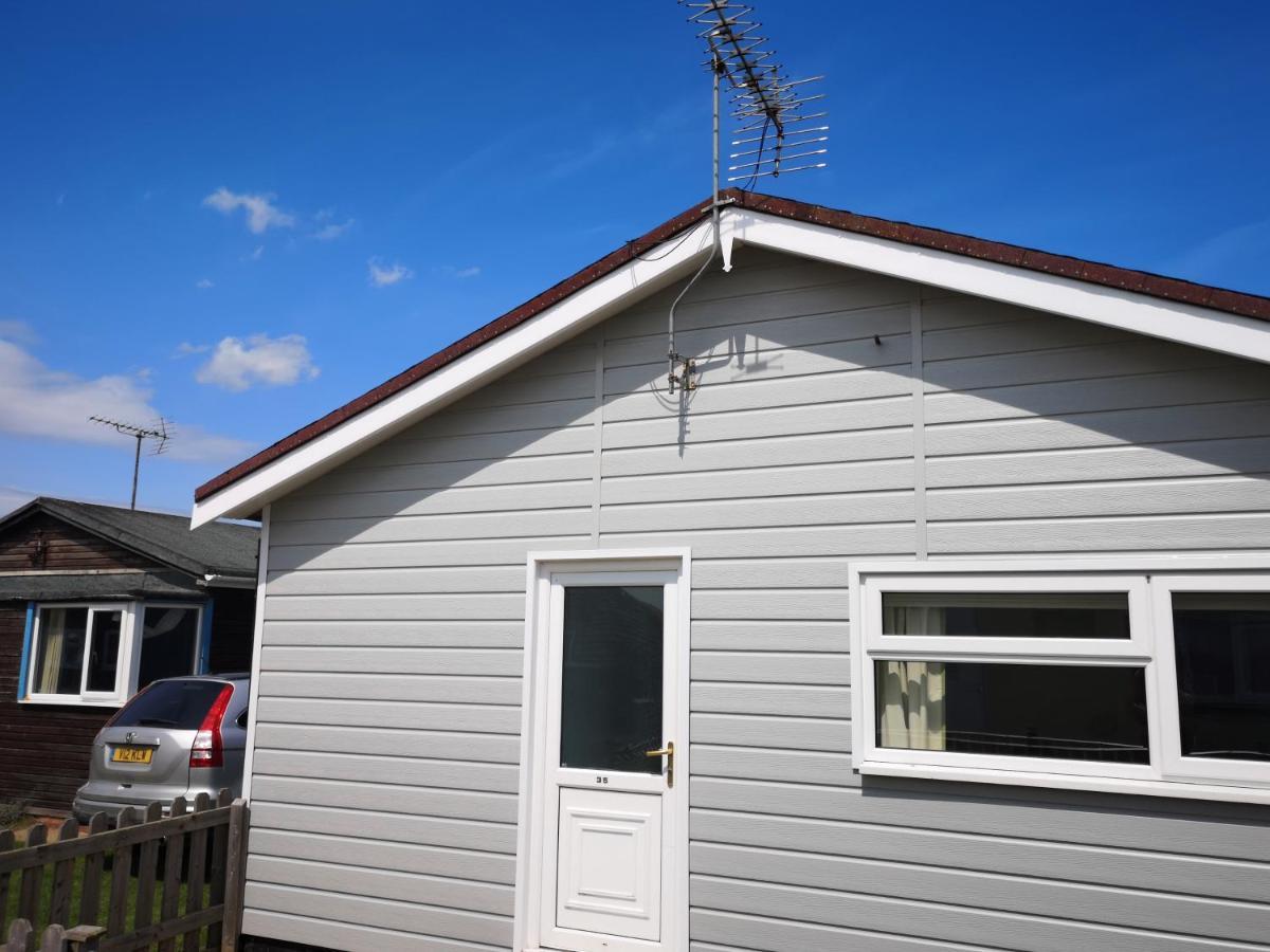 35 South Shore. Bridlington Exterior photo